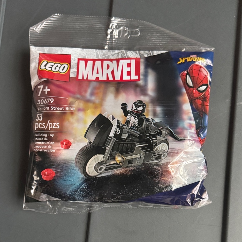 LEGO Marvel Venom Street Bike Set - Black and Red
